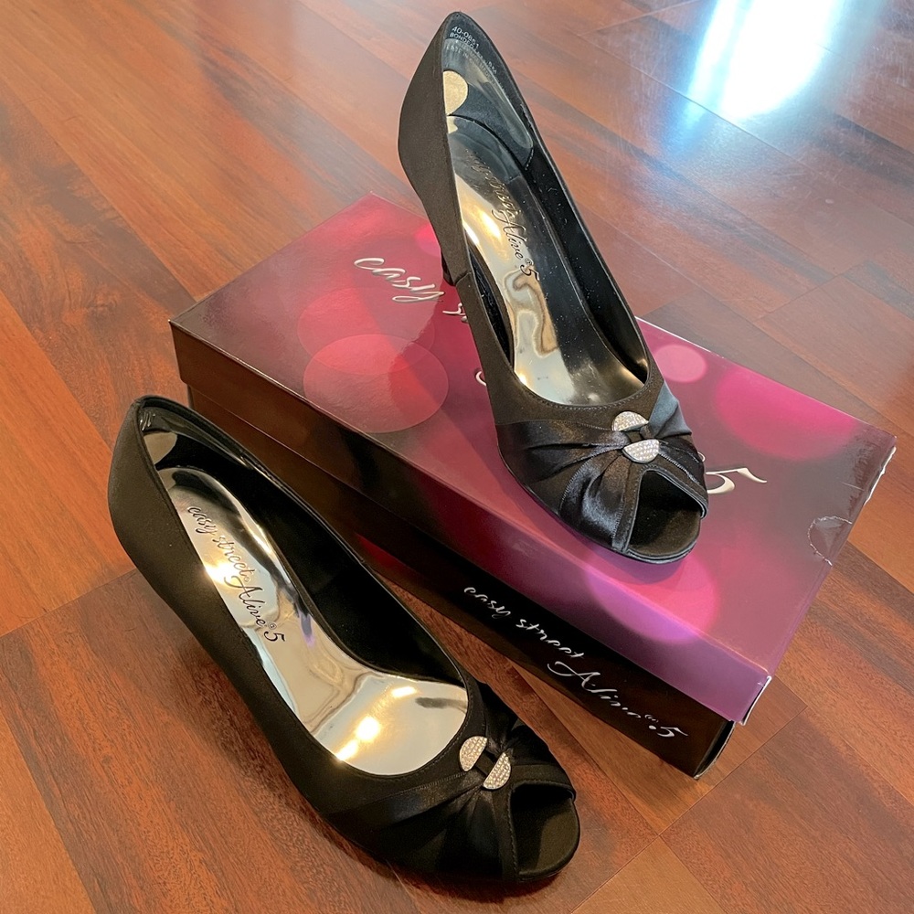 Easy Street Alive 5 Sunset Heels